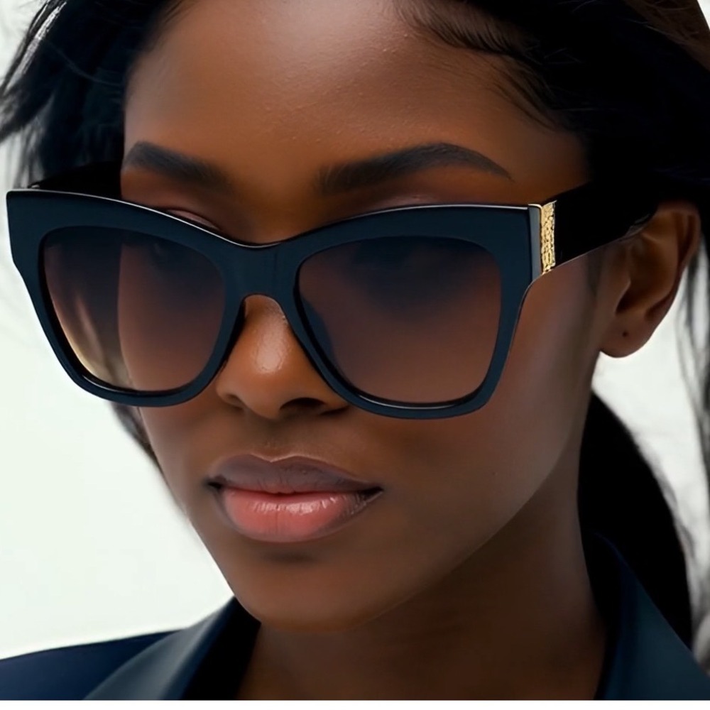 Cat Eye Sunglasses Gold Chain Accent Designer Style Fashion Shades Elegant Trend - Picture 7 of 9